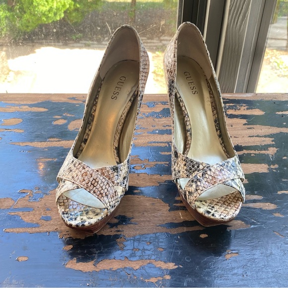 Guess snake skin open toe platform sling back pumps / stilettos 8.5. Free ship - Picture 5 of 10